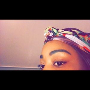 Meet your Posher, Kurticia